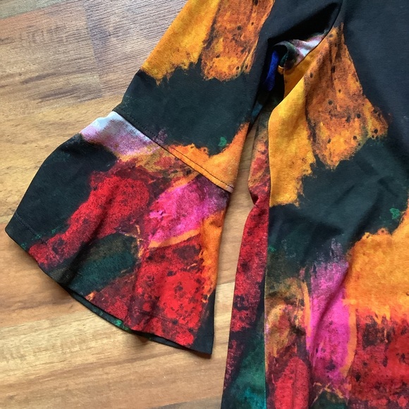 Multiples XL Multicolor Abstract Blouse - Picture 7 of 9